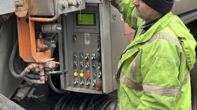 У Львові студенти заблокували глиною каналізацію