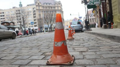 Водіям: у  центрі Львова почав діяти новий порядок в’їзду транспорту