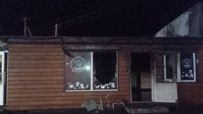 На Львівщині через генератор загорівся склад