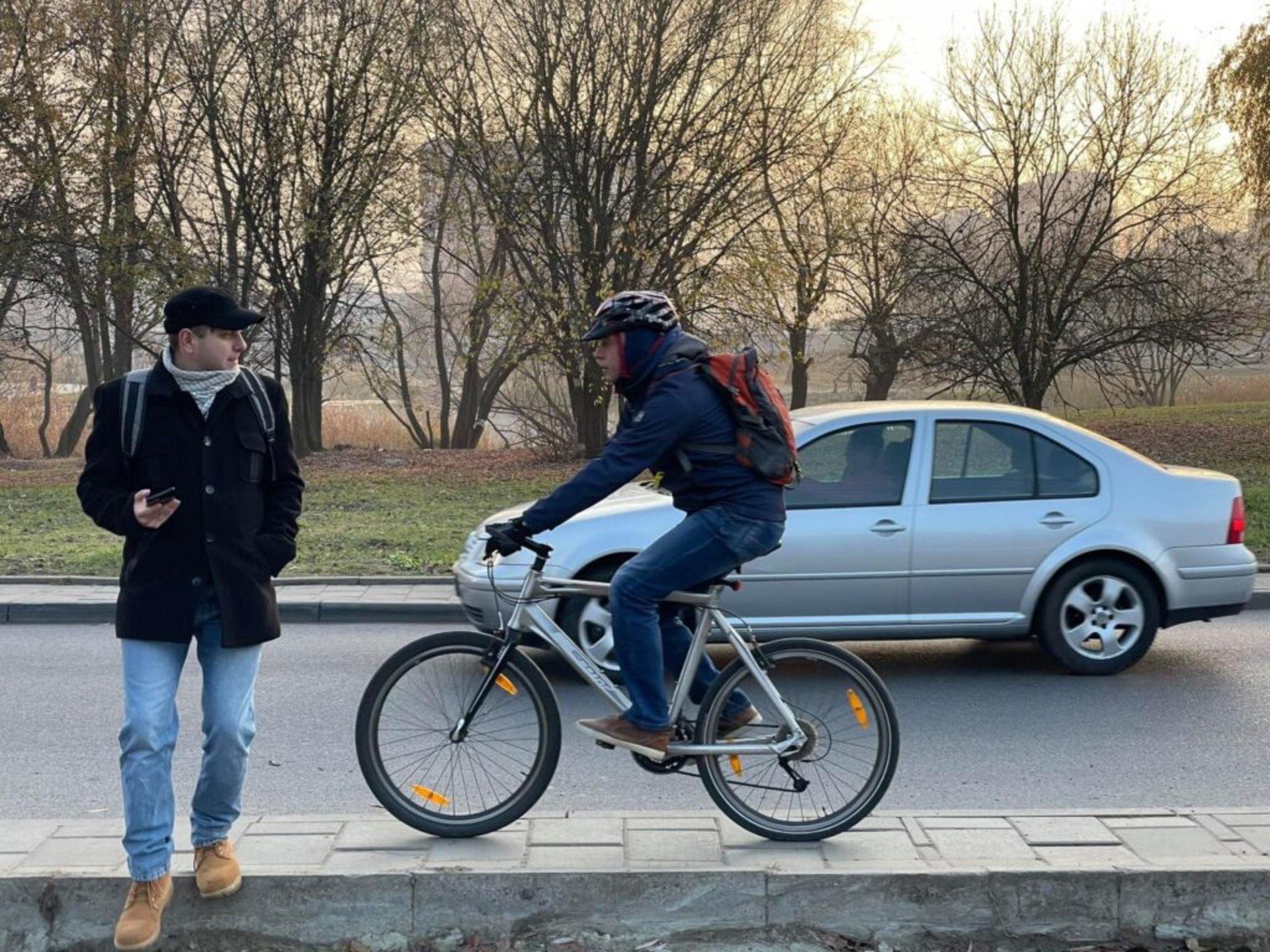 У Львові на перехресті Стрийська - Наукова будують хідник, фото Зручне місто