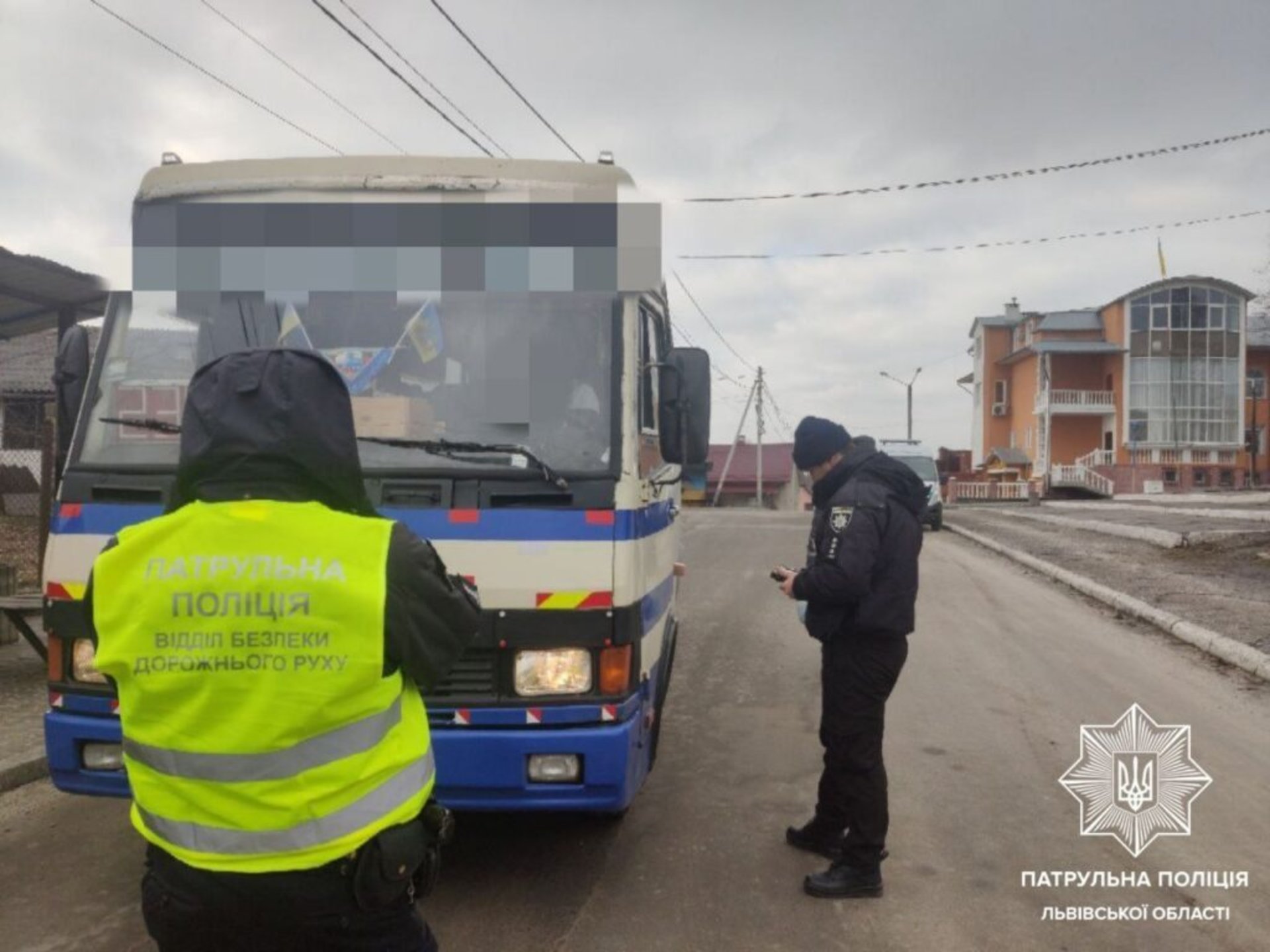 У Стрийському районі поліція винесла 6 постанов на перевізників