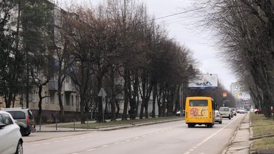 У Львові їздить дивна маршрутка