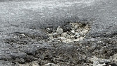 На Львівщині ліквідують ями біля Городка