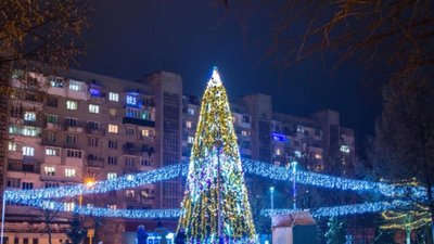 Стало відомо, коли у Новояворівську встановлять ялинку