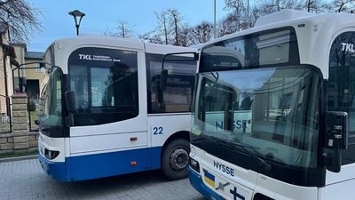 Посадовця зі Львівщини Андрія Луківа затримали під час спроби продати гуманітарне авто