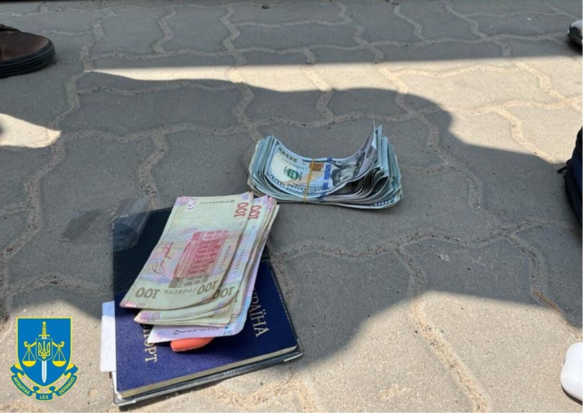 На Львівщині викрито злочинну схему безперешкодного розмитнення автомобілів
