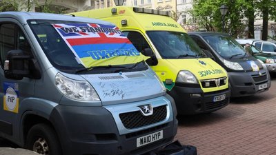 На Львівщину прибув 27-й конвой «Пікапи для миру»