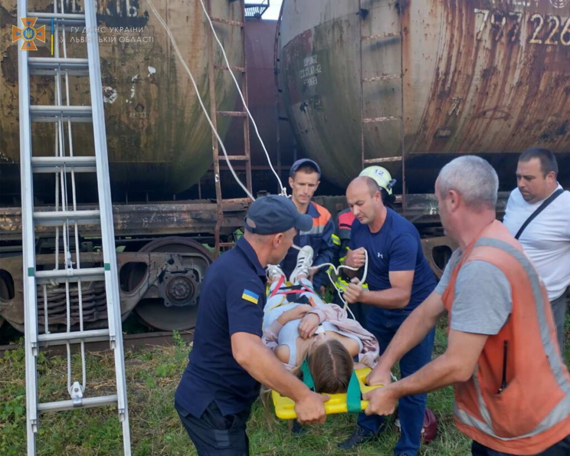 У Самборі 14-річна дівчина отримала ураження електричним струмом