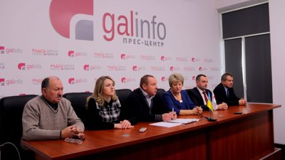 Сільські та селищні голови Львівщини підтримали Порошенка