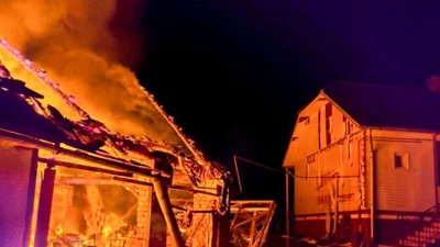 На Львівщині під час пожежі літньої кухні врятовано житловий будинок