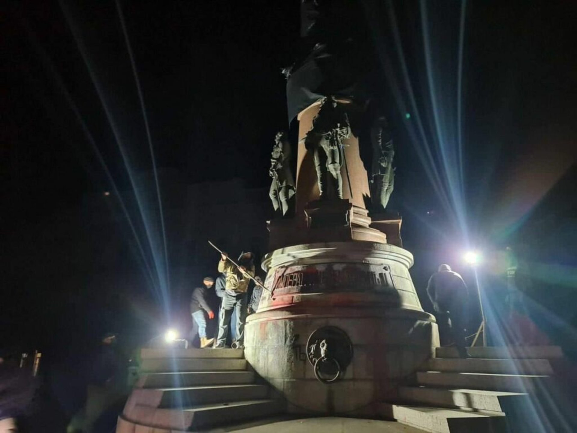В Одесі демонтують пам’ятник Катерині ІІ