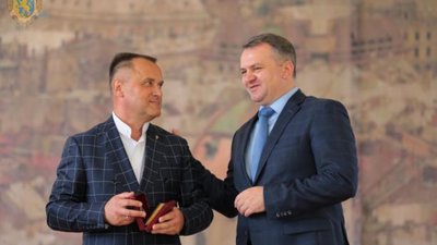 Синютка вручив державні нагороди лікарям Львівщини