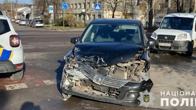 У Львові на Городоцькій травмувались двоє людей