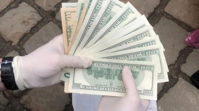 Хабарництво у ЛМР: Садового закликають ретельніше контролювати використання бюджетних коштів