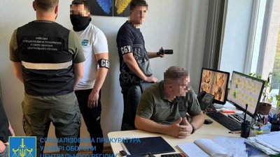 Заступника начальника Бучанського ТЦК викрито на одержанні хабара