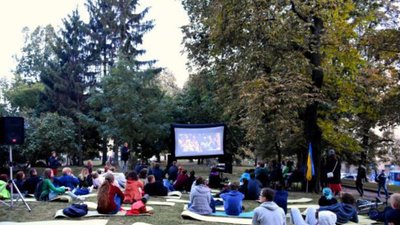 До Львова на "Кіборгів": до Дня Незалежності відбудеться кінопоказ просто неба