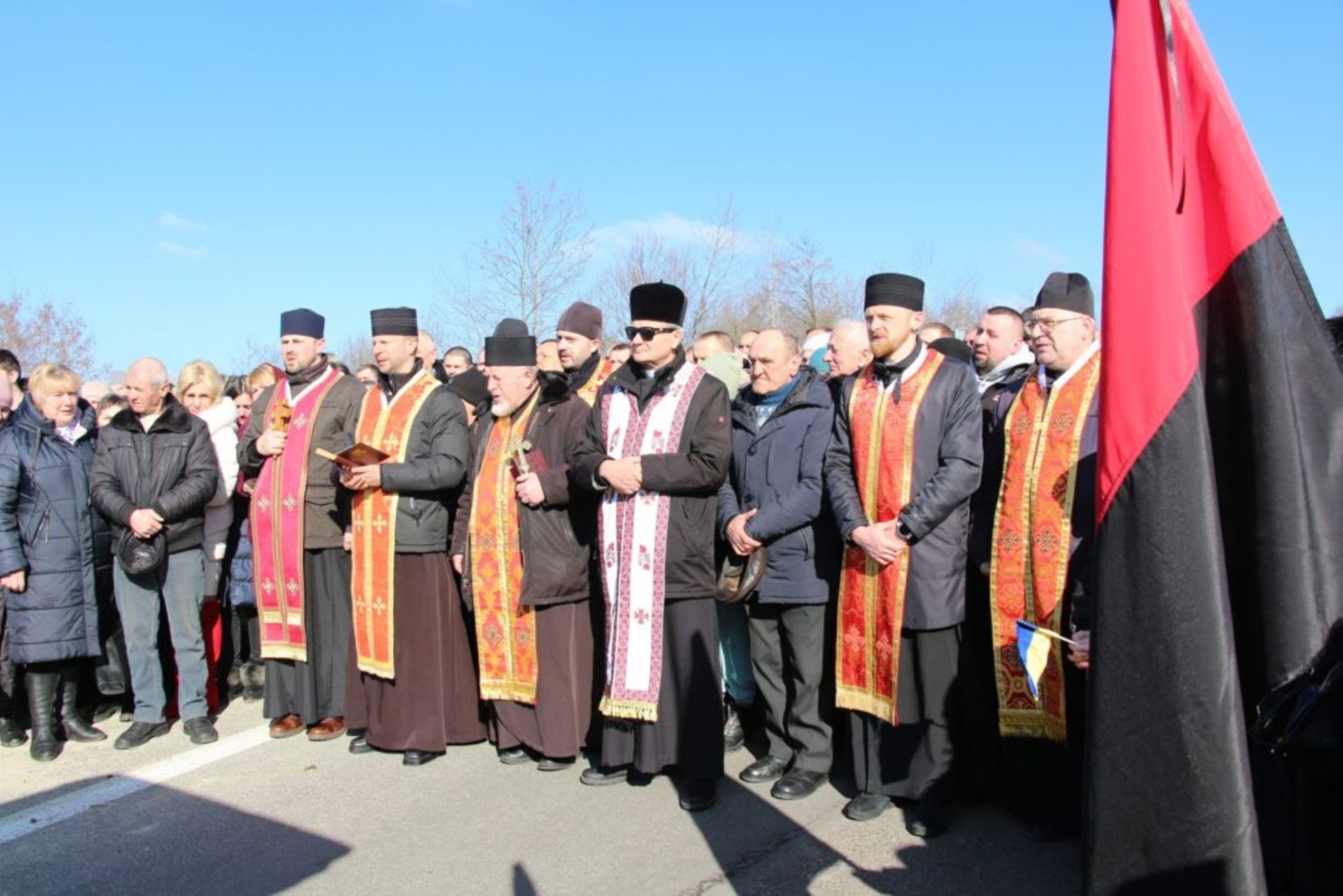 Дрогобиччина попрощалась із трьома полеглими Героями