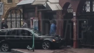 У Львові водій захотів заїхати автомобілем на ринок (ВІДЕО)