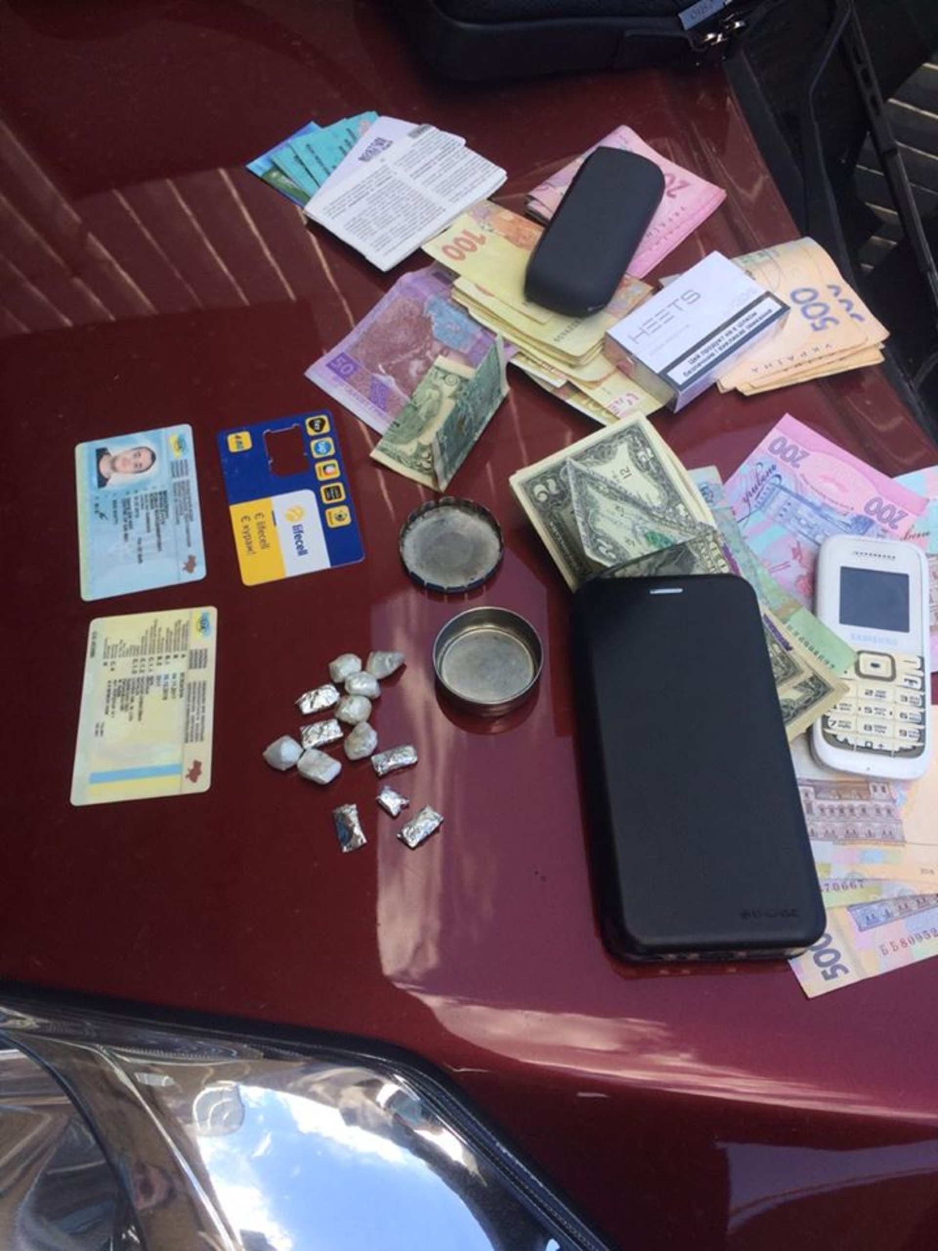 У Львові "накрили" наркоторговців. ГУ НП.