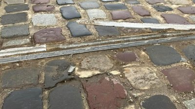 У Львові аварійна колія для трамваїв