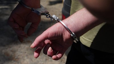 У Новому Роздолі чоловік жорстоко побив жінку