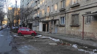 У Львові просять відремонтувати дорогу (ФОТО)