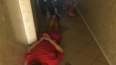 На Львівщині затримали зловмисників, причетних до скоєння розбійного нападу на таксиста