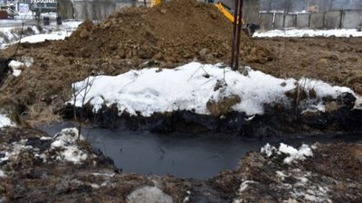 На Львівщині стався витік нафти (ФОТО)