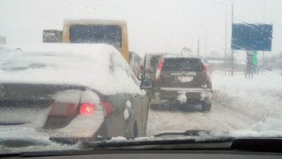 У Львові виникли шалені затори на Галицькому перехресті (ФОТО)